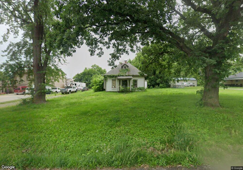 113 W 2nd St, Hoyt, KS 66440 - photo 1