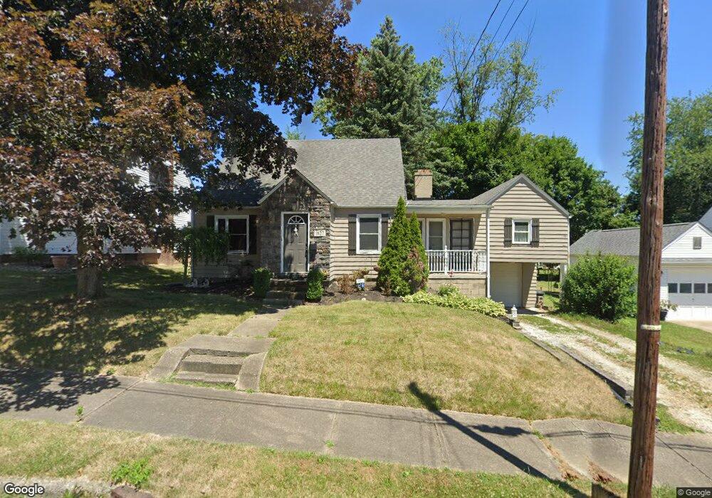 1627 Warrick Place NE, Canton, OH 44714 - photo 1