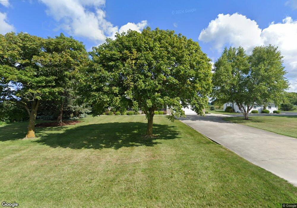 2405 E 100 S, Decatur, IN 46733 - photo 1