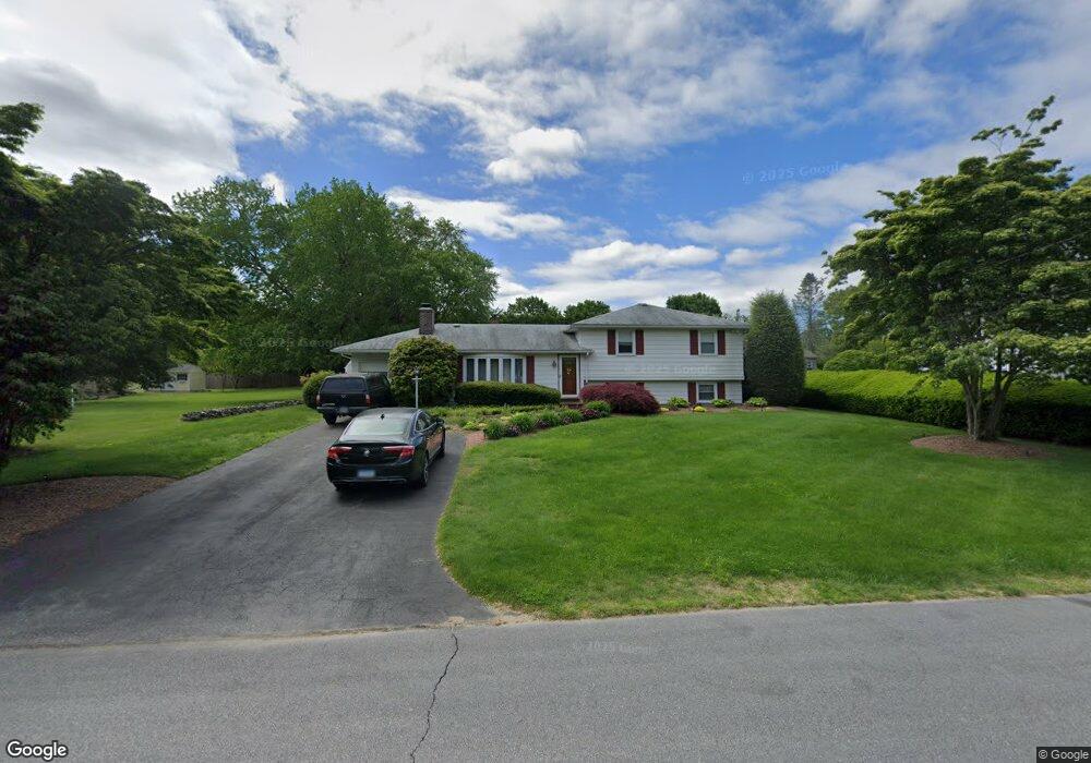 4 Sharon Ln, North Stonington, CT 06359 - photo 1