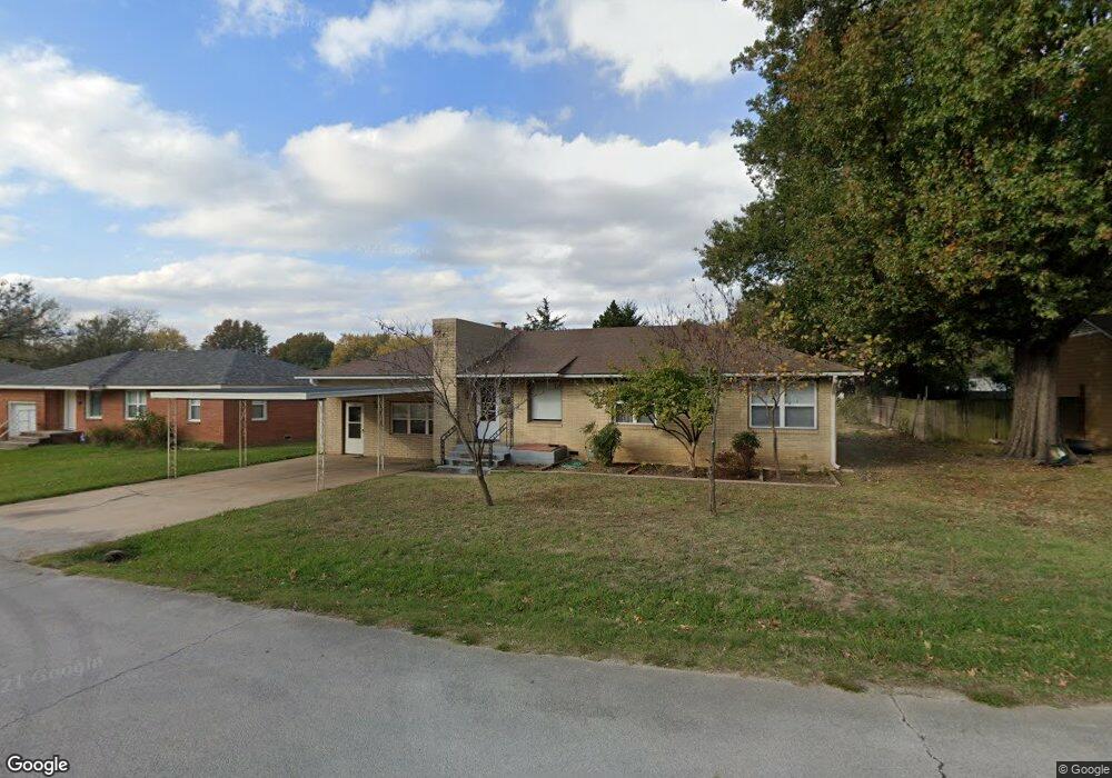 108 E 12th Place, Claremore, OK 74017 - photo 1