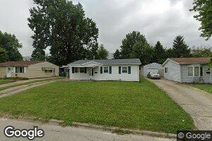 2905 E Cardinal Dr, Decatur, IL 62526