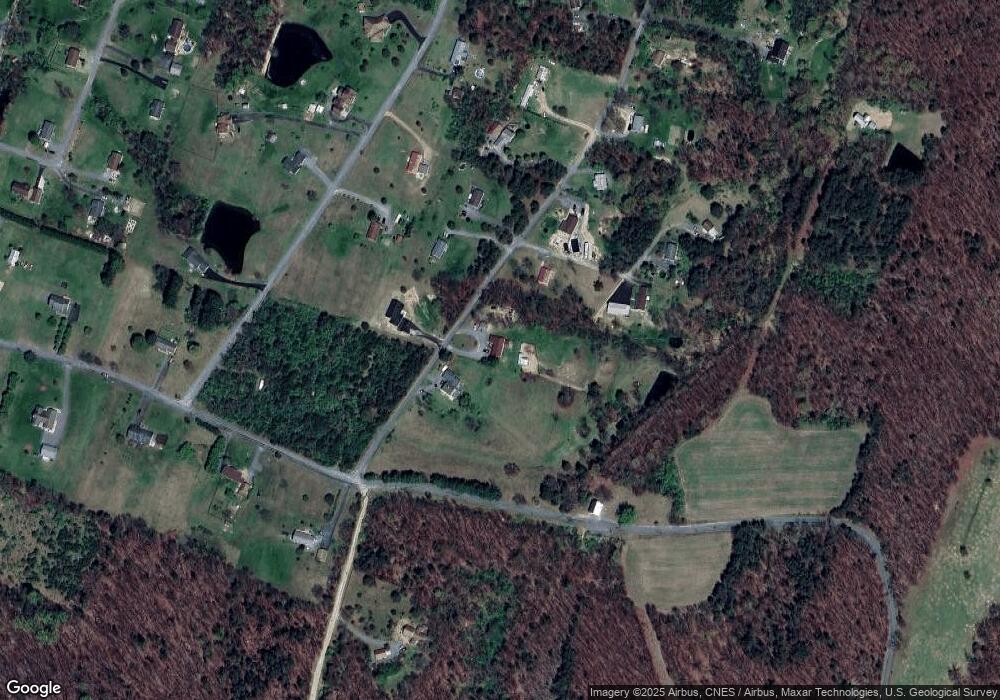 1535 Apple Orchard Cir, Berkeley Springs, WV 25411 - photo 1