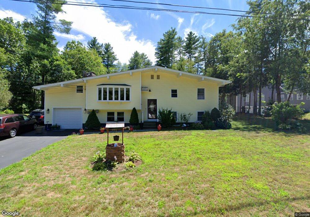 12 Danbury Dr, MerriMacK, NH 03054 - photo 1