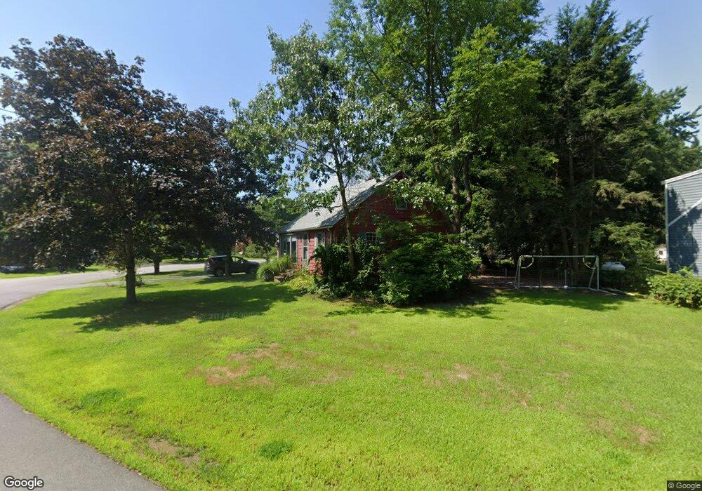 1 Maplecrest St, Newmarket, NH 03857 - photo 1