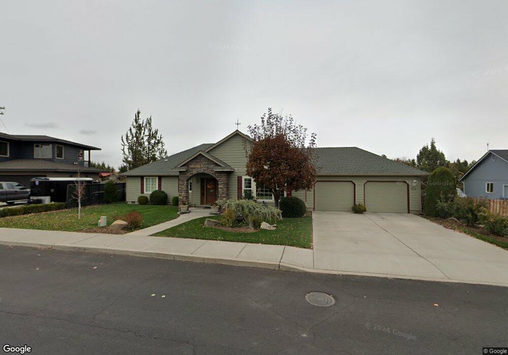 1528 SW Rimrock Way, Redmond, OR 97756 - photo 1