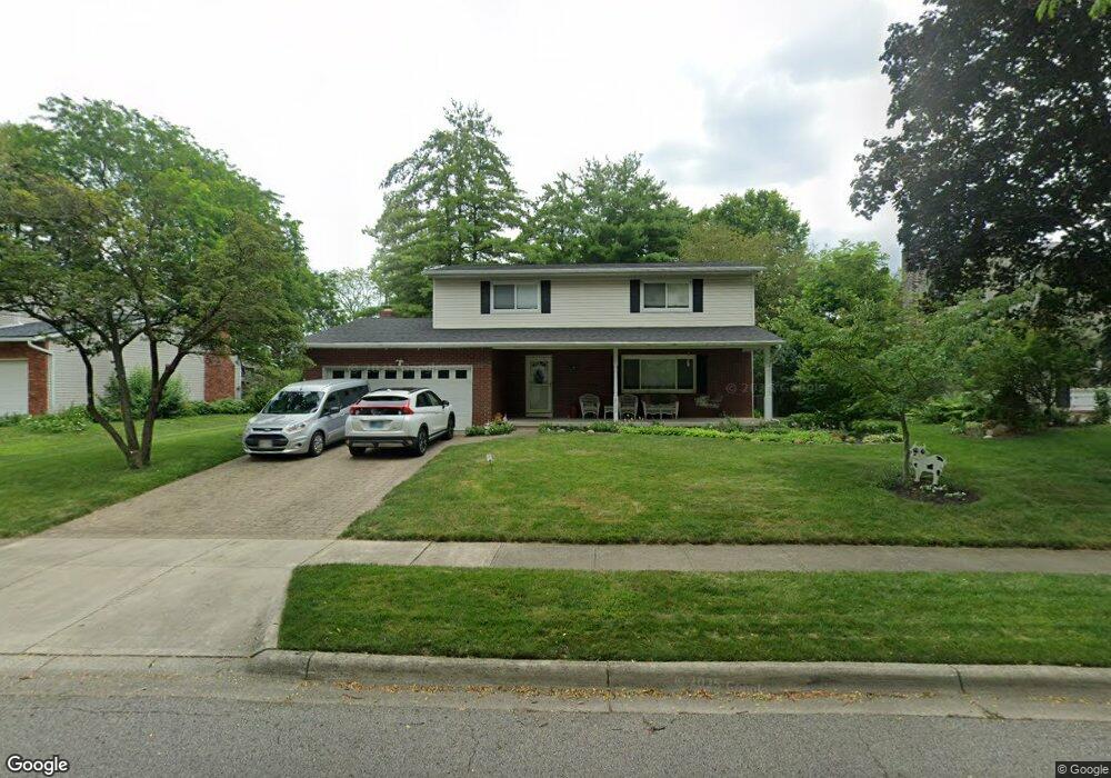 6170 Middlebury Dr E, Worthington, OH 43085 - photo 1