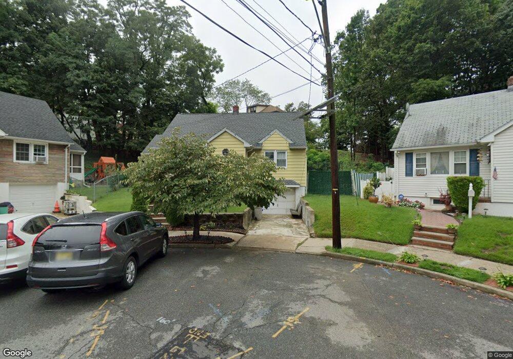 17 Wayside Ct, Passaic, NJ 07055 - photo 1