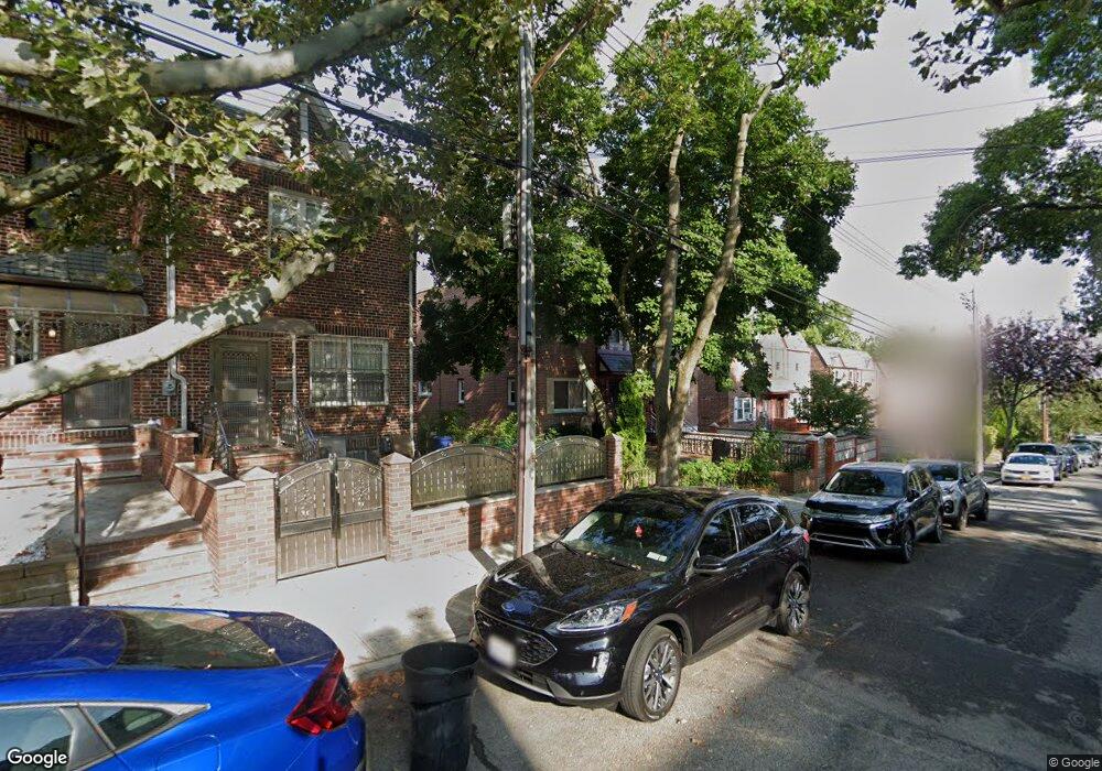 8224 167th St, Jamaica, NY 11432 - photo 1