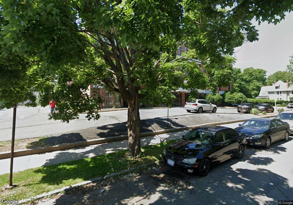 155 Maple St unit 400, Springfield, MA 01105 - photo 1