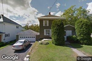 10 York St, Mars Hill, ME 04758
