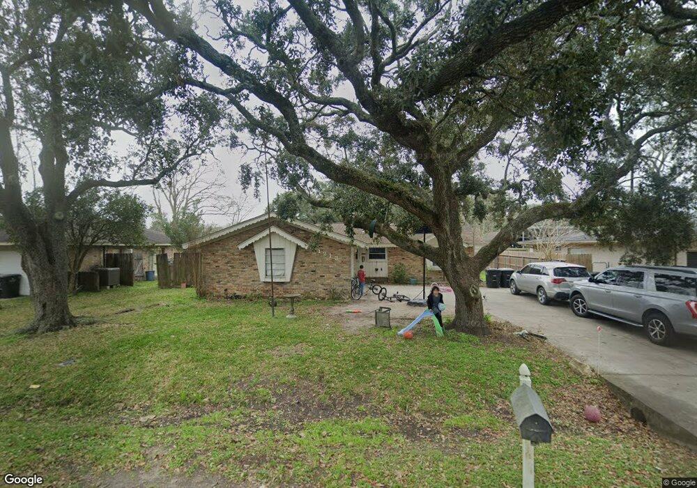 1213 Connie St, Alvin, TX 77511 - photo 1