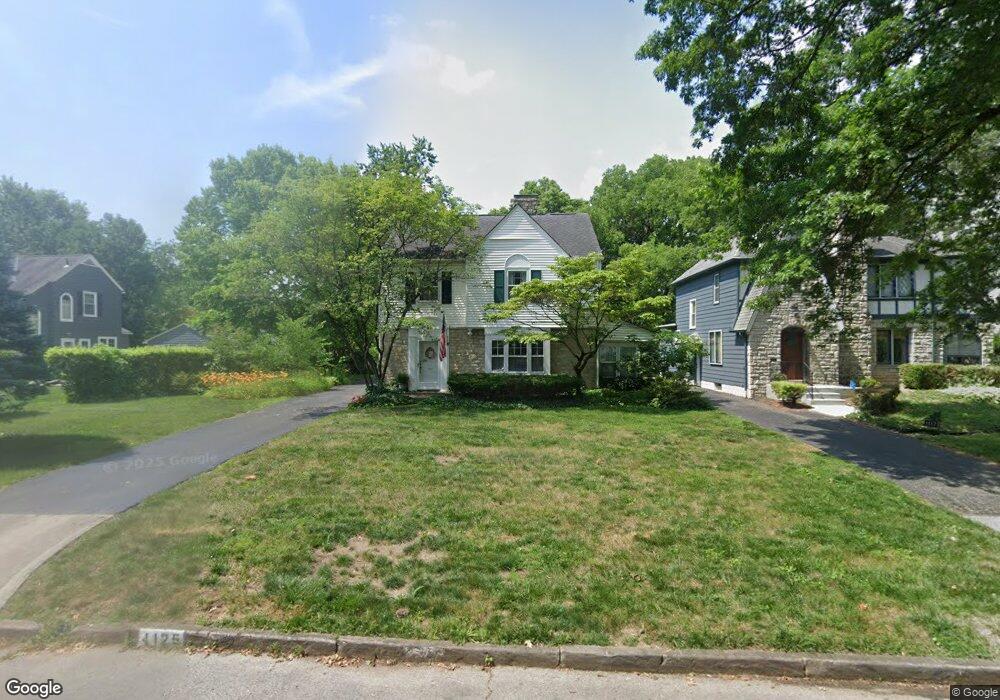 1125 Kingslea Rd, Columbus, OH 43209 - photo 1