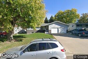 820 Country Club Dr, Akron, IA 51001