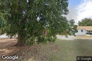 615 N 6th St, Mountain View, OK 73062