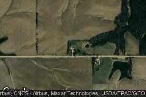 2144 140th St, Delmar, IA 52037