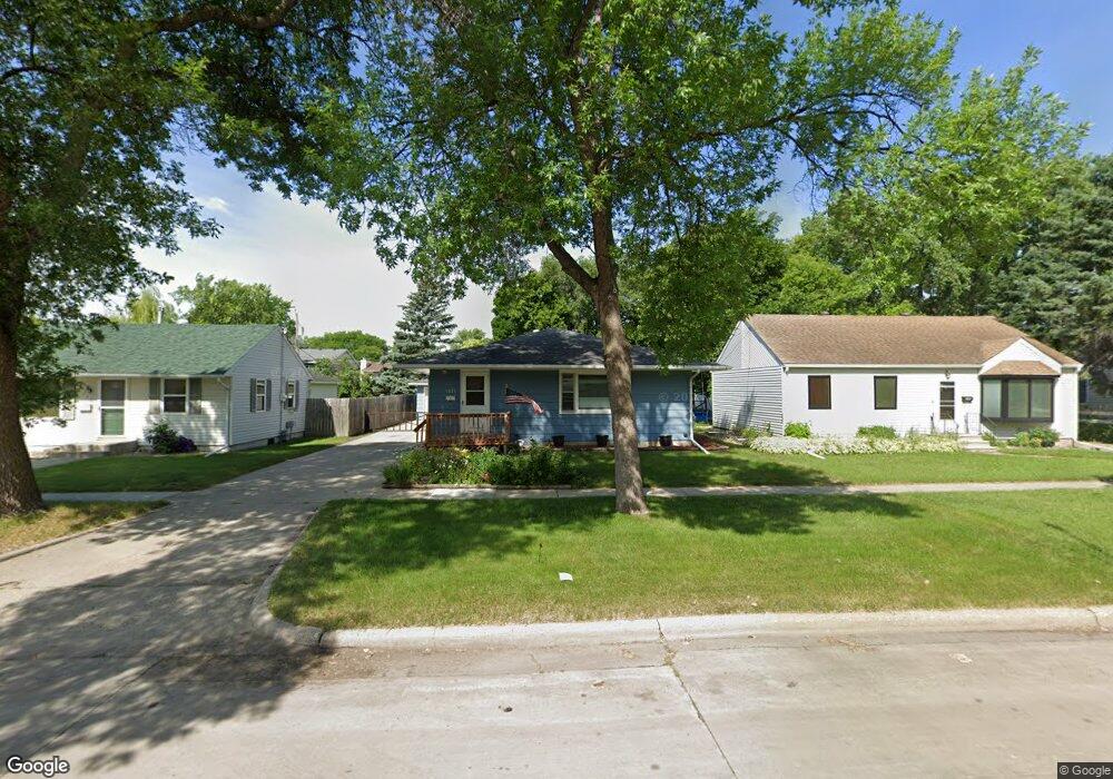 1321 16th St S, Fargo, ND 58103 - photo 1
