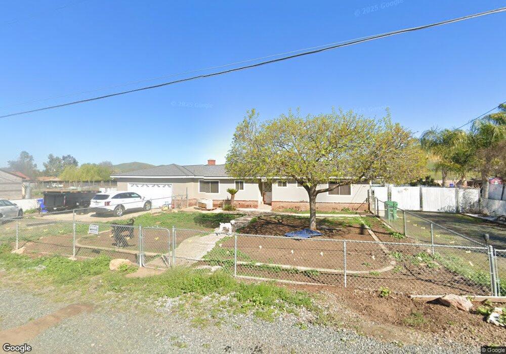 722 E Henderson Ave, Porterville, CA 93257 - photo 1