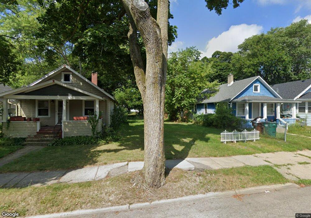 912 Dakin 48, Lansing, MI 48912 - photo 1