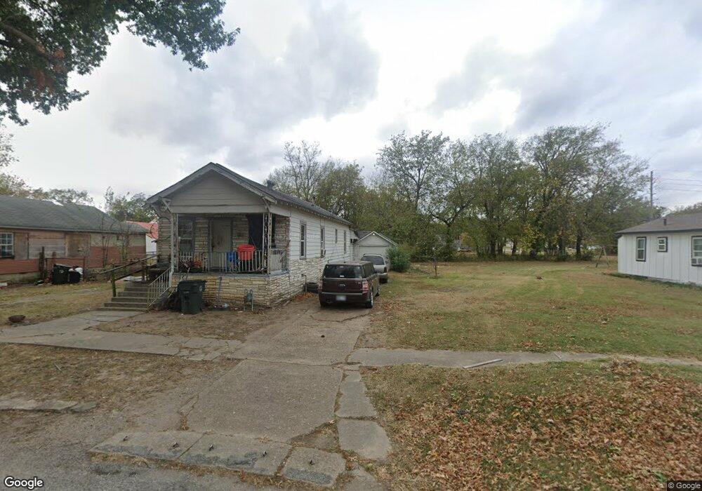 608 N Porter Ave, Okmulgee, OK 74447 - photo 1