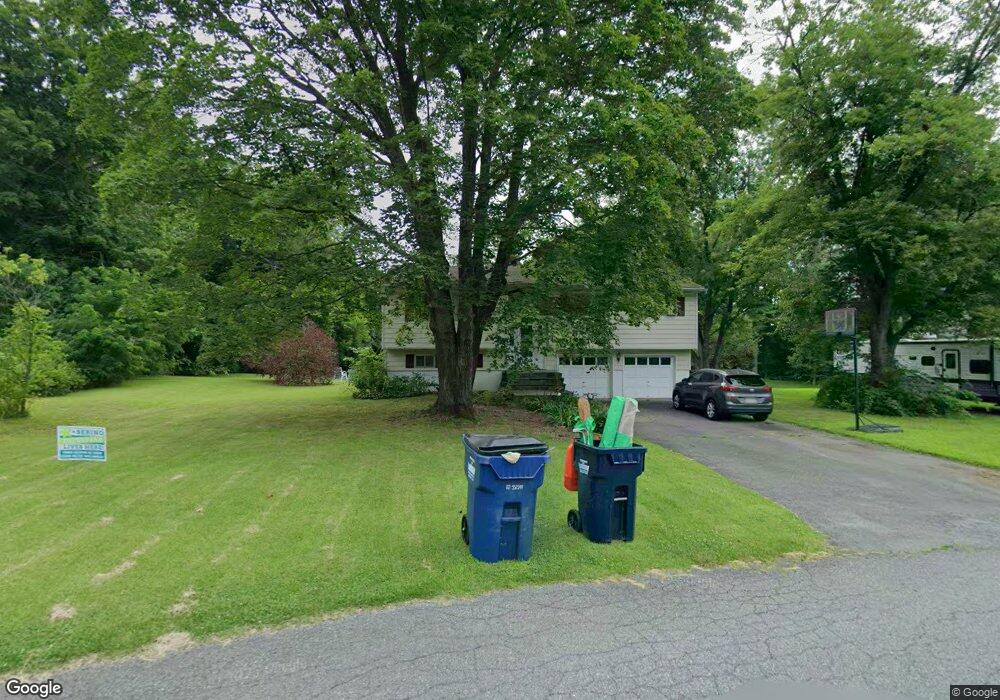 60 Overlook Dr, Rhinebeck, NY 12572 - photo 1