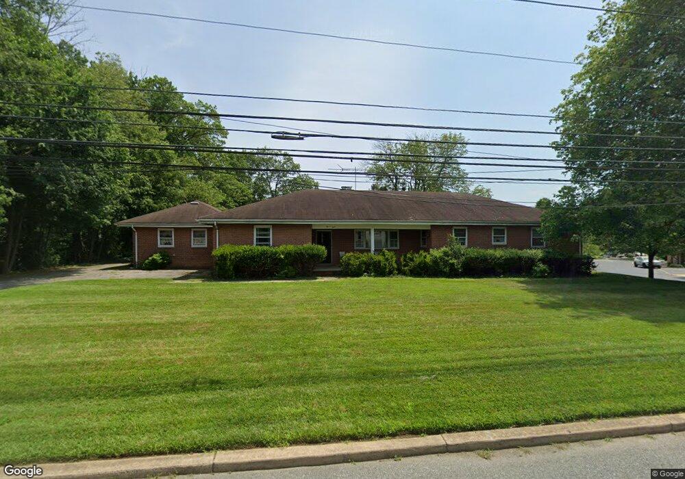 1008 Wilson Rd, Wilmington, DE 19803 - photo 1