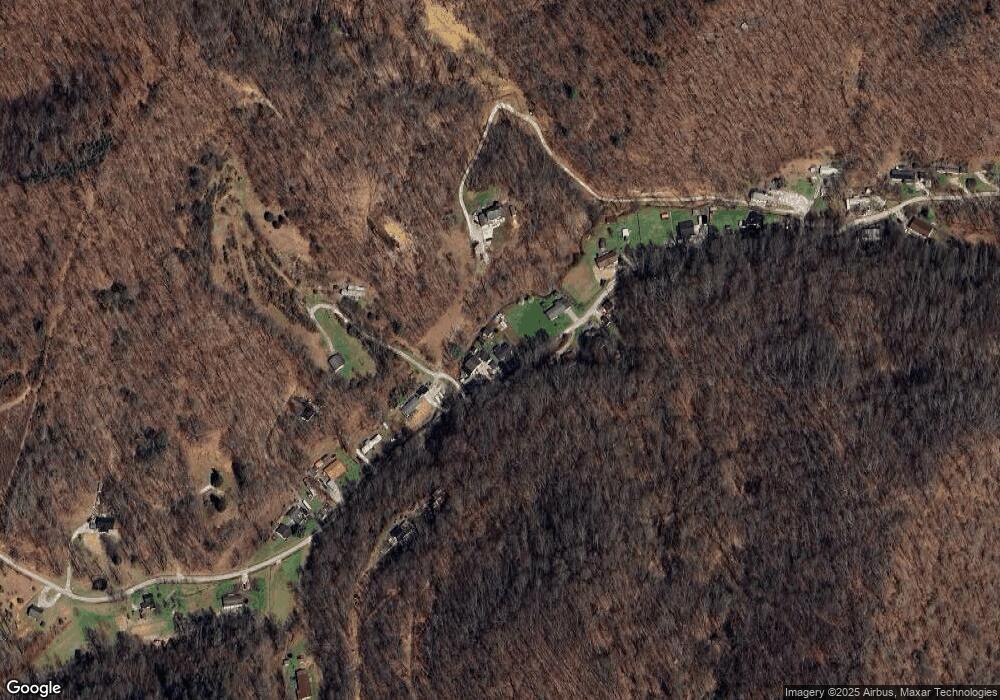 98 Low Gap Rd, Branchland, WV 25506 - photo 1