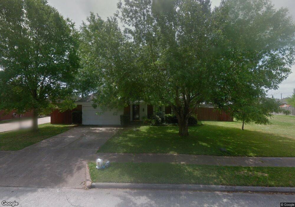 5114 Spring Branch Dr, Pearland, TX 77584 - photo 1