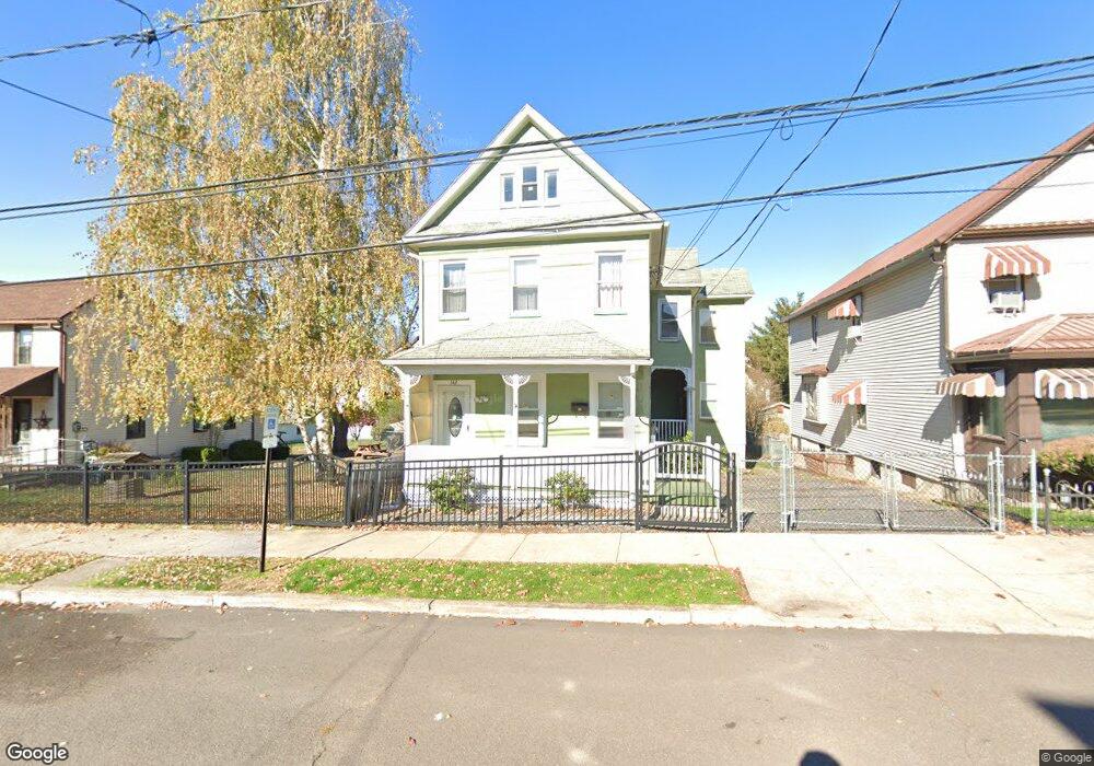 142 W Noble St, Nanticoke, PA 18634 - photo 1