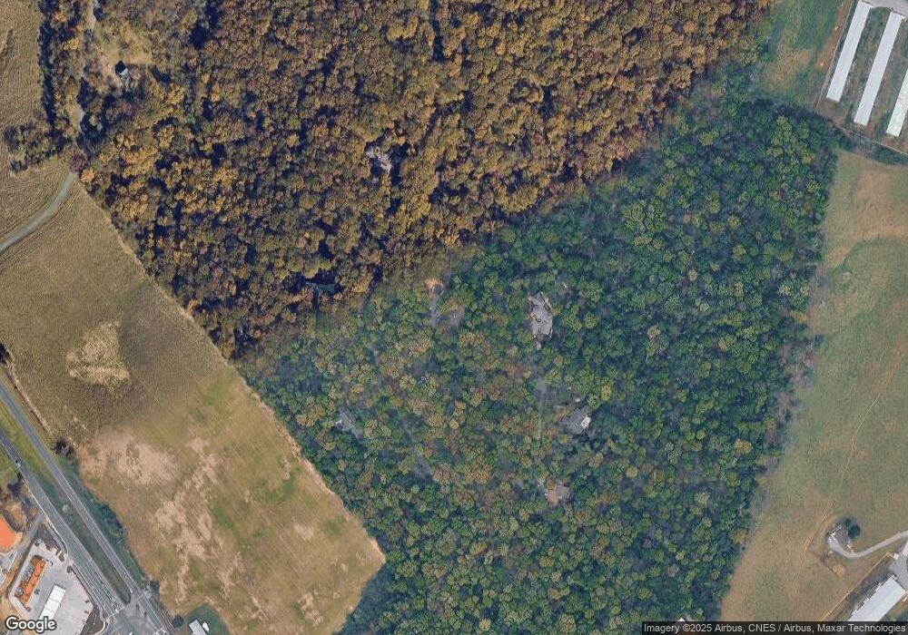 394 Wynnwood Ln, Harrisonburg, VA 22802 - photo 1