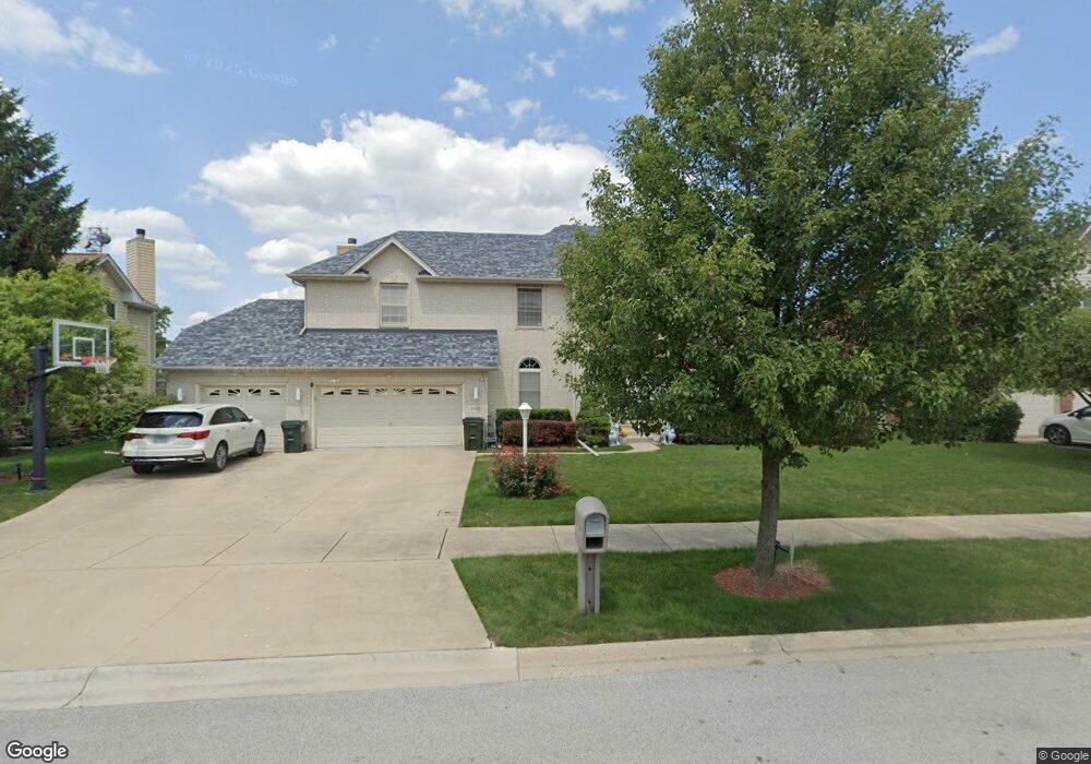 4402 Crescent Ln, Glenview, IL 60026 - photo 1