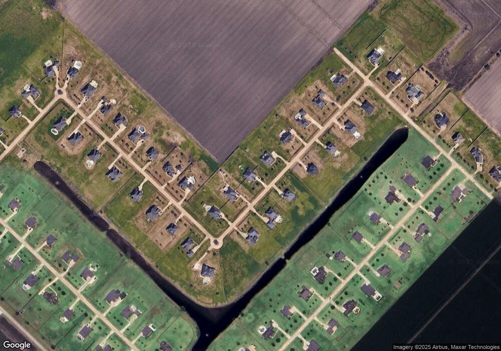 10610 Lake Travis Dr, Needville, TX 77461 - photo 1