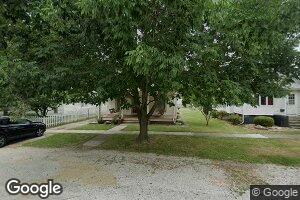 307 E Elm St, Moweaqua, IL 62550