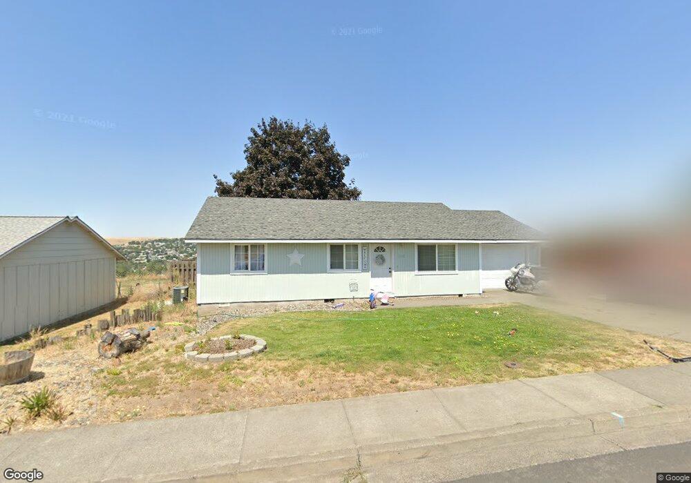 205 SW Nye Ave, Pendleton, OR 97801 - photo 1