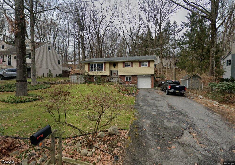 34 Crescent Dr S, Byram Township, NJ 07821 - photo 1