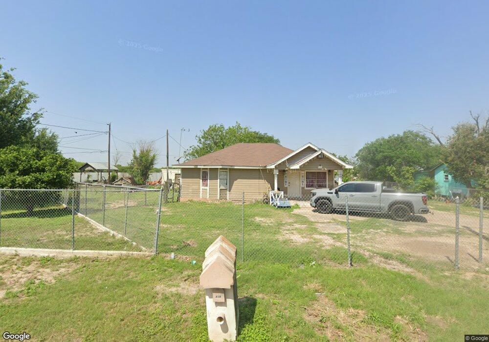 438 Pine St, Donna, TX 78537 - photo 1