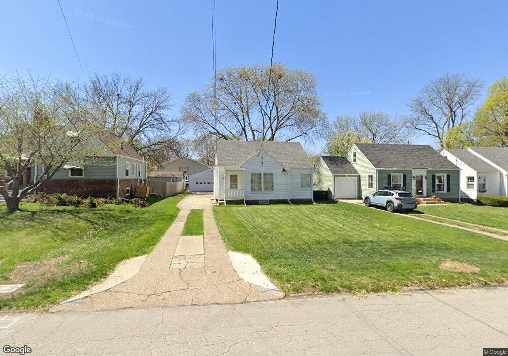 1604 45th St, Des Moines, IA 50310 - photo 1