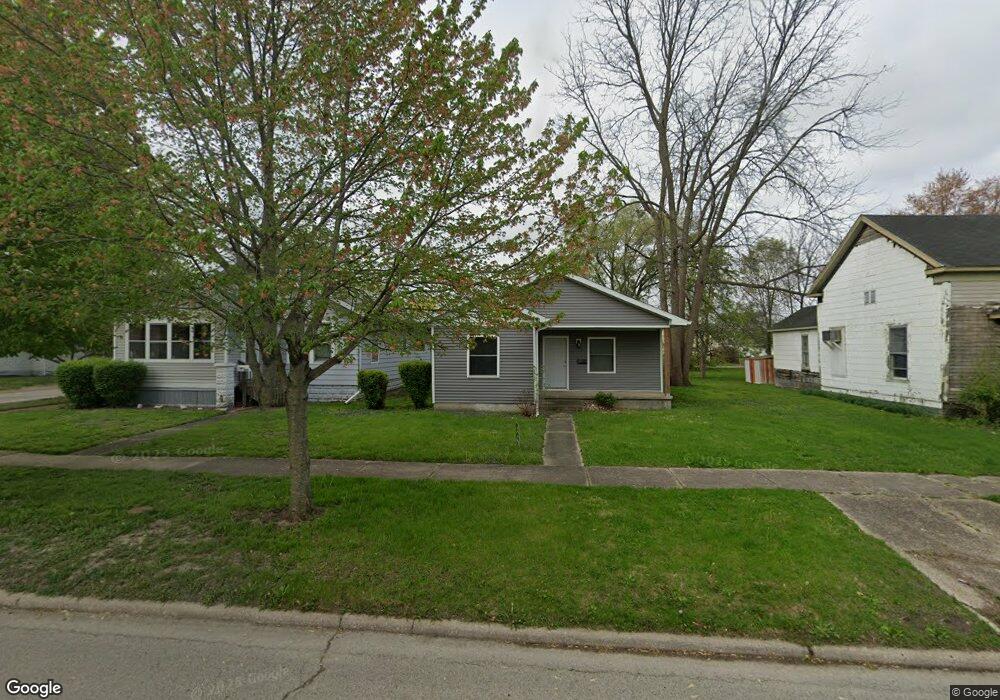 927 Broadway St, Lincoln, IL 62656 - photo 1