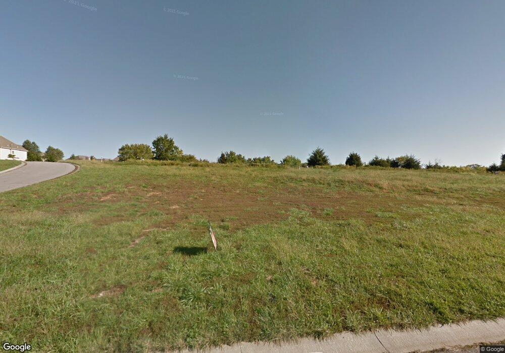 4951 Noland Rd, Shawnee, KS 66216 - photo 1