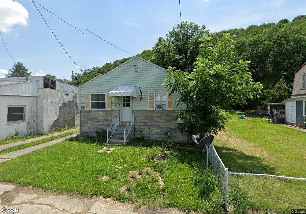599 W Piedmont St, Keyser, WV 26726 - photo 1