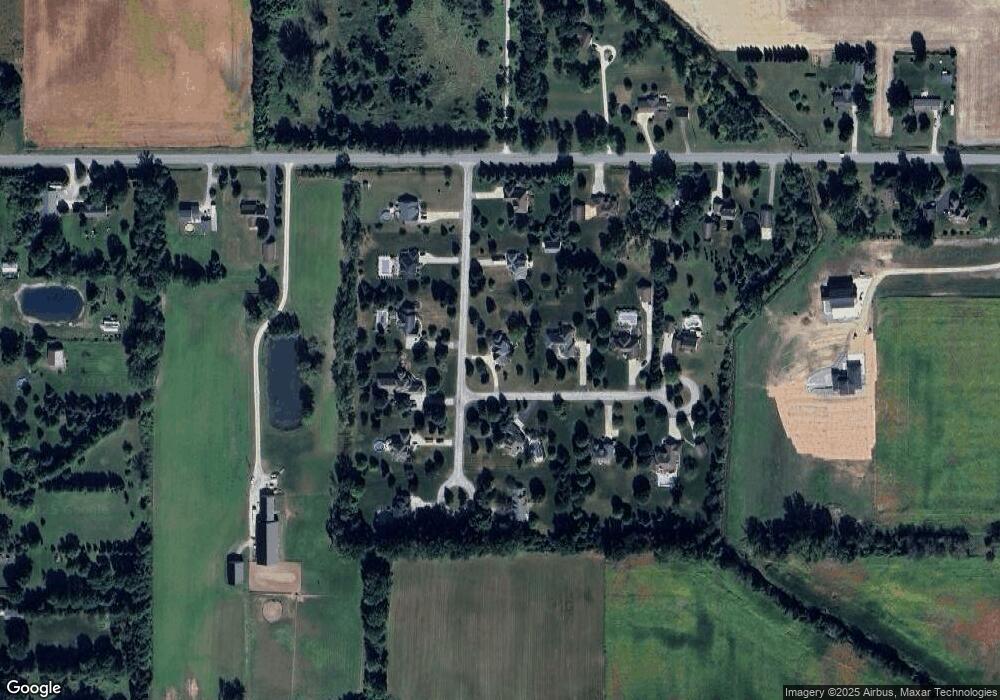 8099 Mandy Ln, Frankenmuth, MI 48734 - photo 1