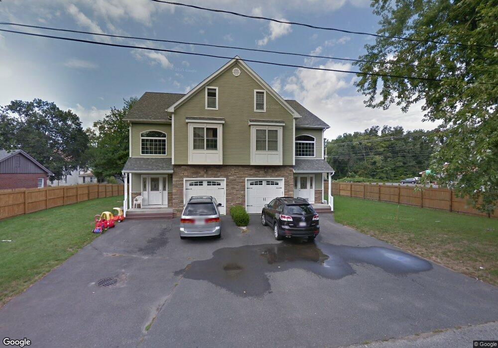 18 William St unit 18, Feeding Hills, MA 01030 - photo 1