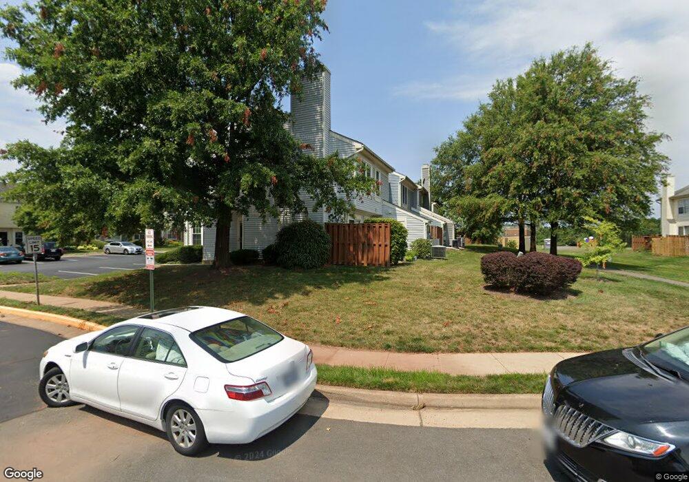 46712 Atwood Square unit 118, Sterling, VA 20164 - photo 1