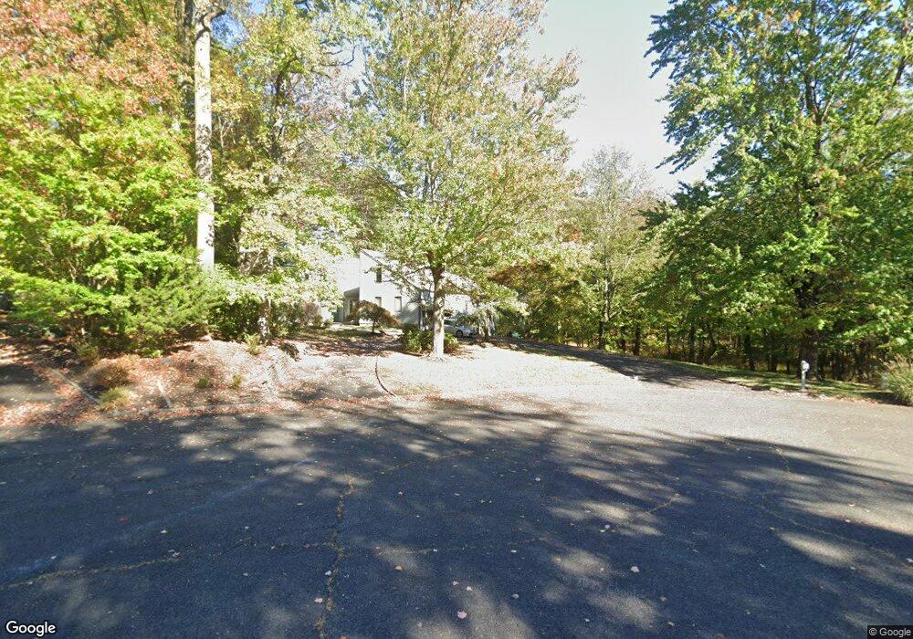 11 Stoneleigh Dr, Scotch Plains, NJ 07076 - photo 1