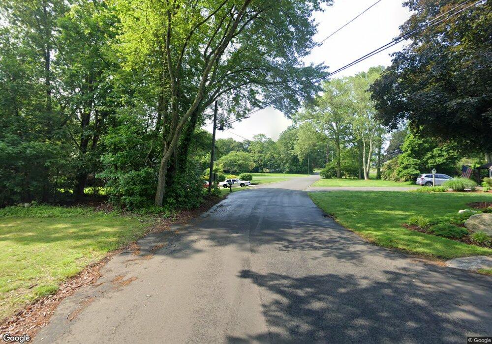 1005 Brookside Rd, Orange, CT 06477 - photo 1