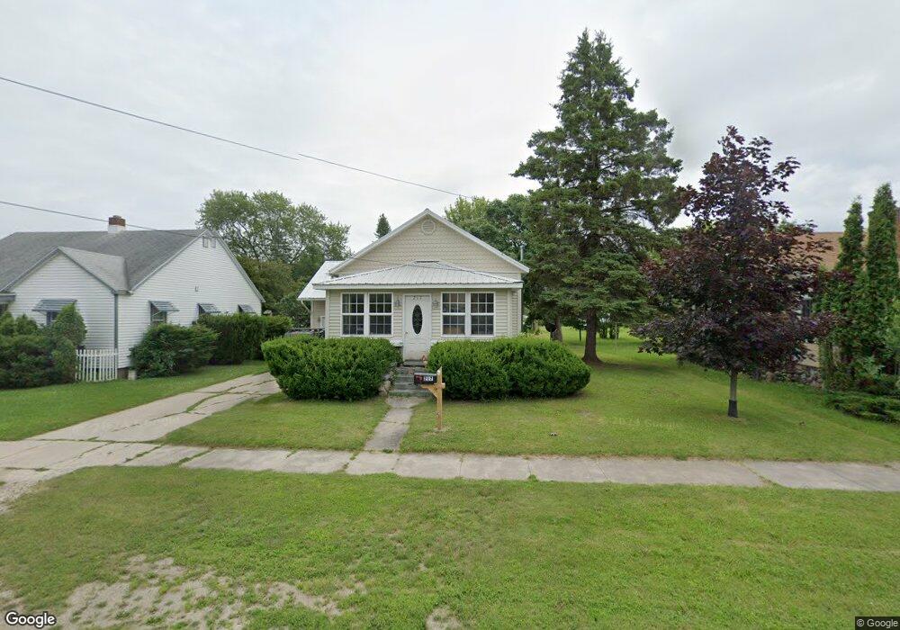 217 S F St, Cheboygan, MI 49721 - photo 1
