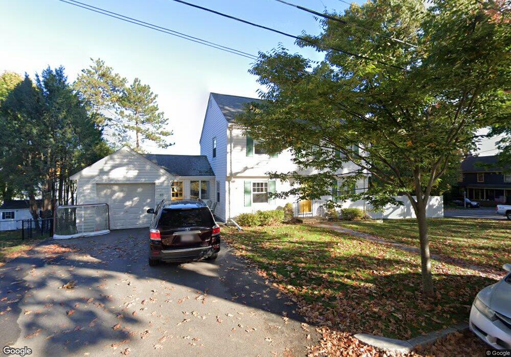 40 Fox Rd, Wakefield, MA 01880 - photo 1