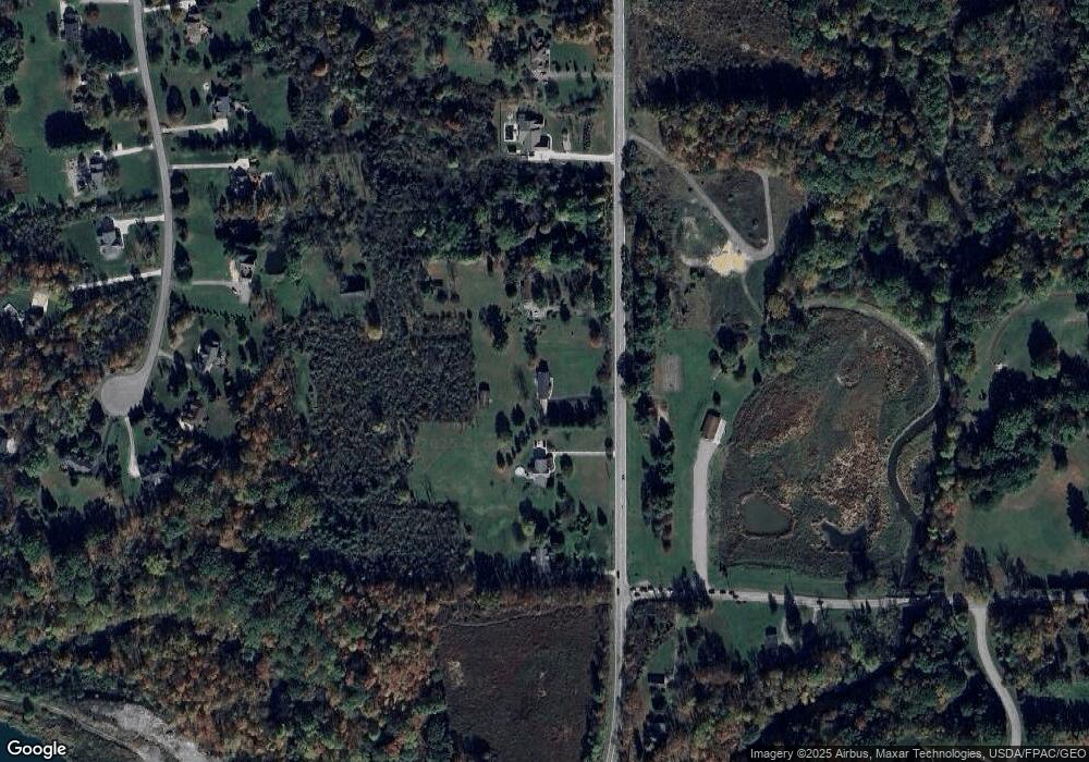 19130 Chillicothe Rd, Chagrin Falls, OH 44023 - photo 1