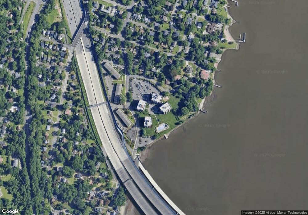 Salisbury Point unit 3-C, Nyack, NY 10960 - photo 1