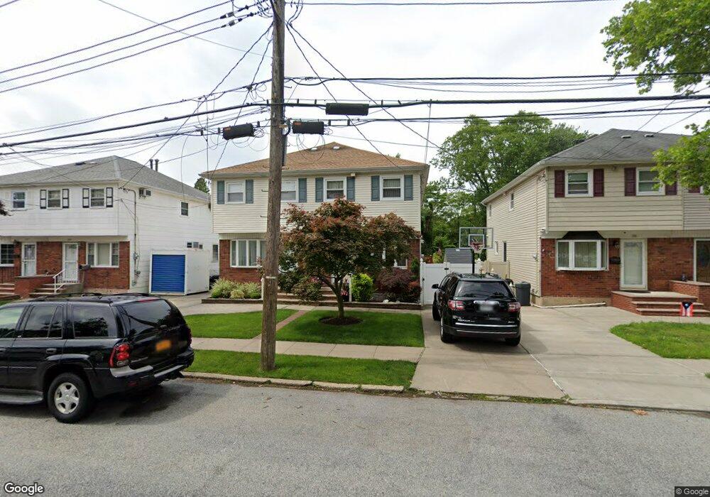 338 Chesterton Ave, Staten Island, NY 10306 - photo 1
